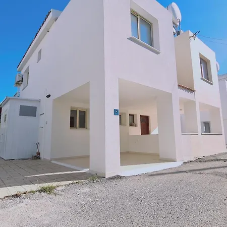 Crystal Waves Maisonette Apartment Meneou