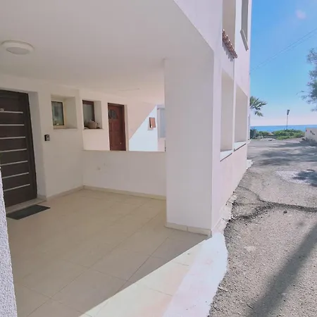 Crystal Waves Maisonette Appartamento