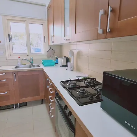 Crystal Waves Maisonette * Meneou