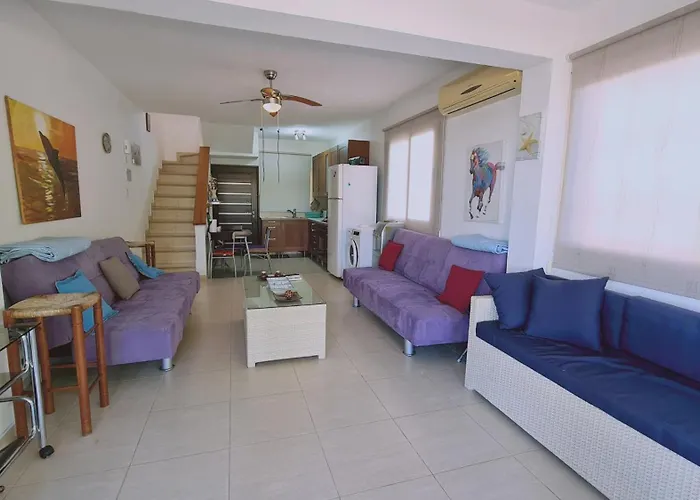 Crystal Waves Maisonette Appartamento Meneou