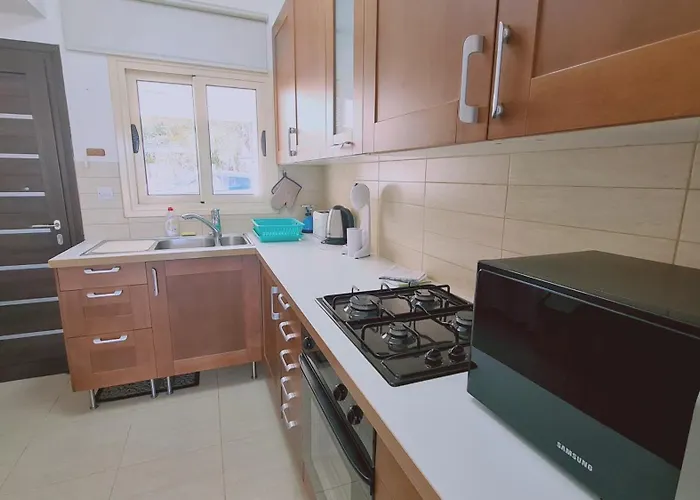 Crystal Waves Maisonette * Meneou